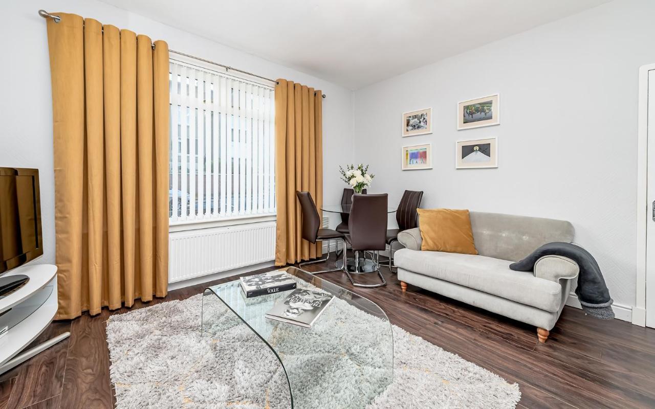 פלקירק Balmoral Residence 30 Mins From Edinburgh And Glasgow מראה חיצוני תמונה
