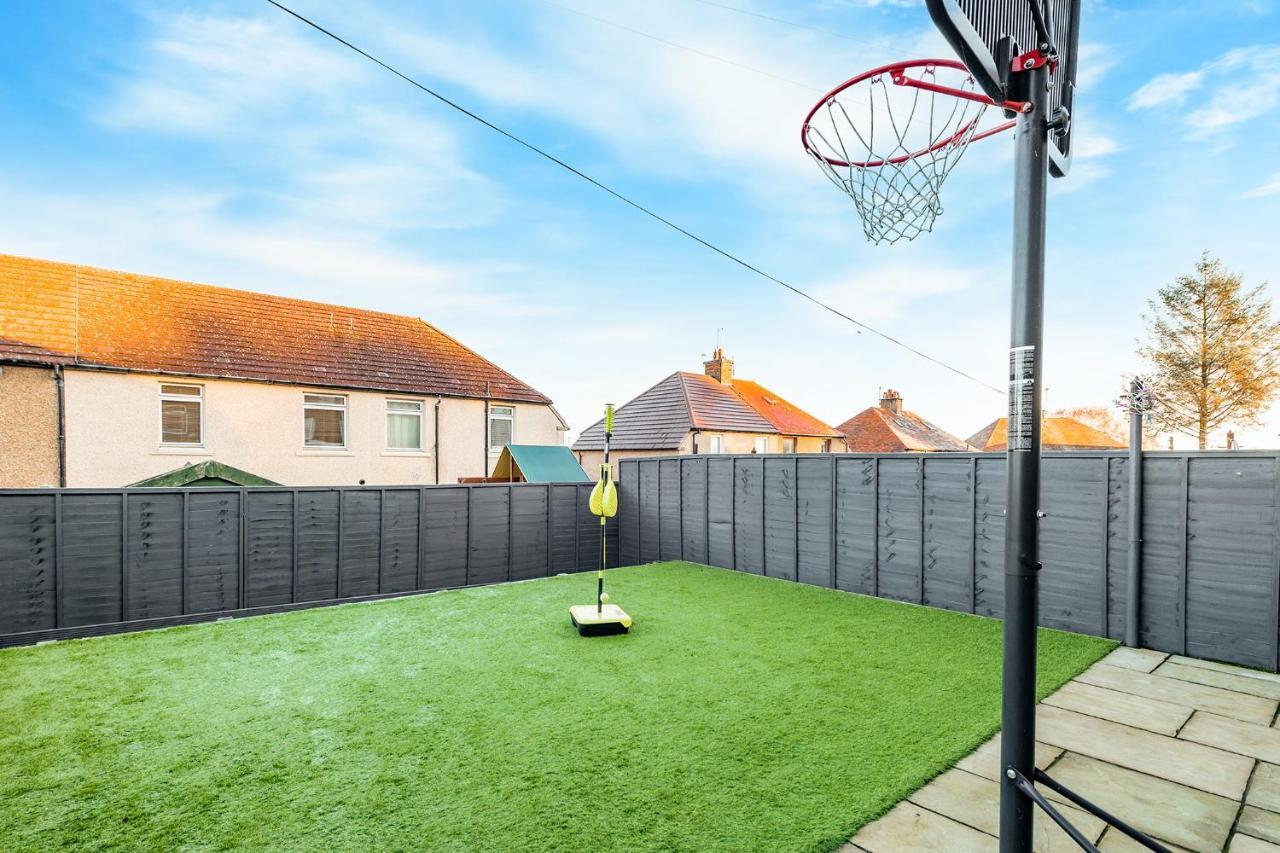 פלקירק Balmoral Residence 30 Mins From Edinburgh And Glasgow מראה חיצוני תמונה