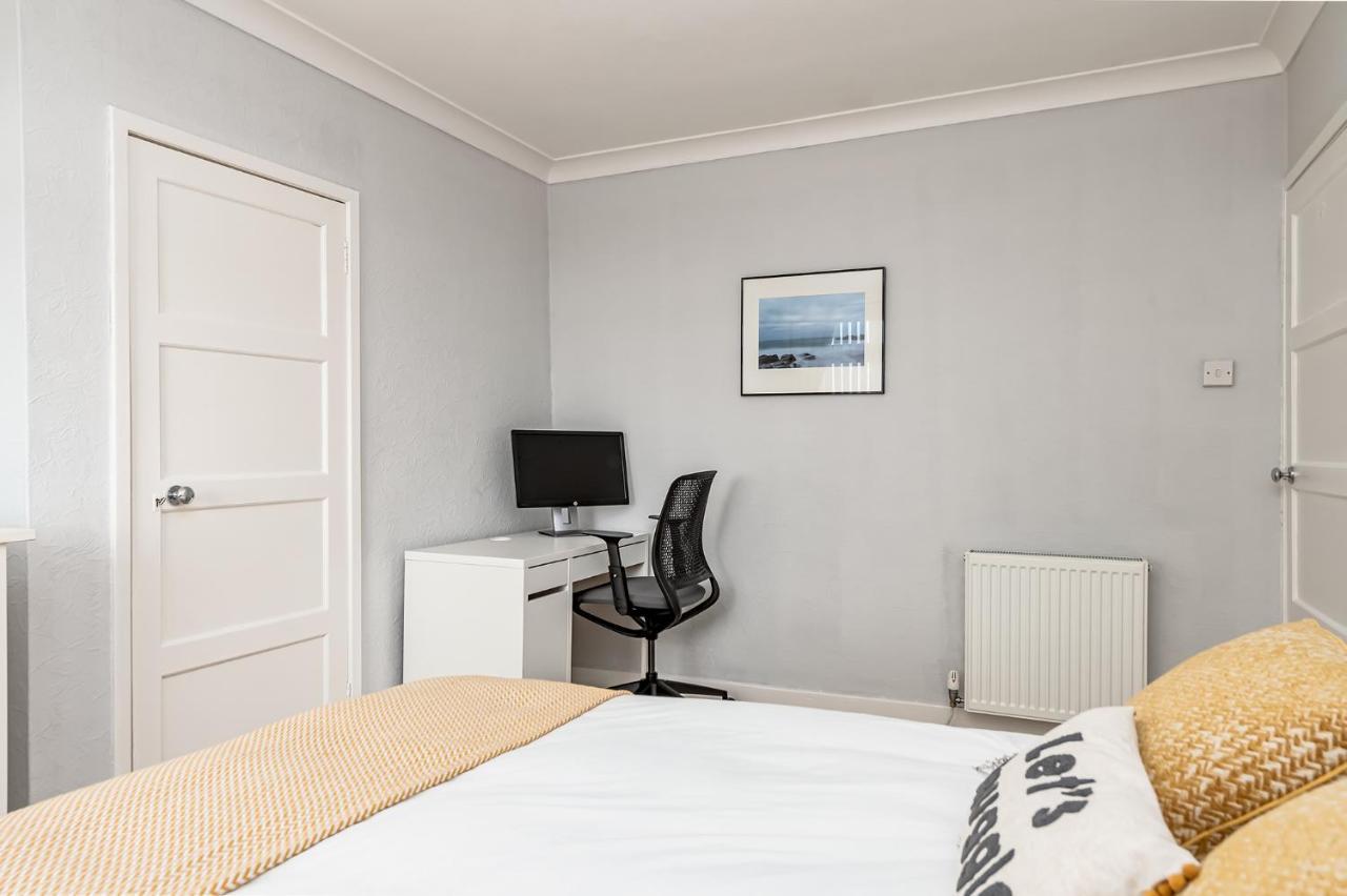 פלקירק Balmoral Residence 30 Mins From Edinburgh And Glasgow מראה חיצוני תמונה