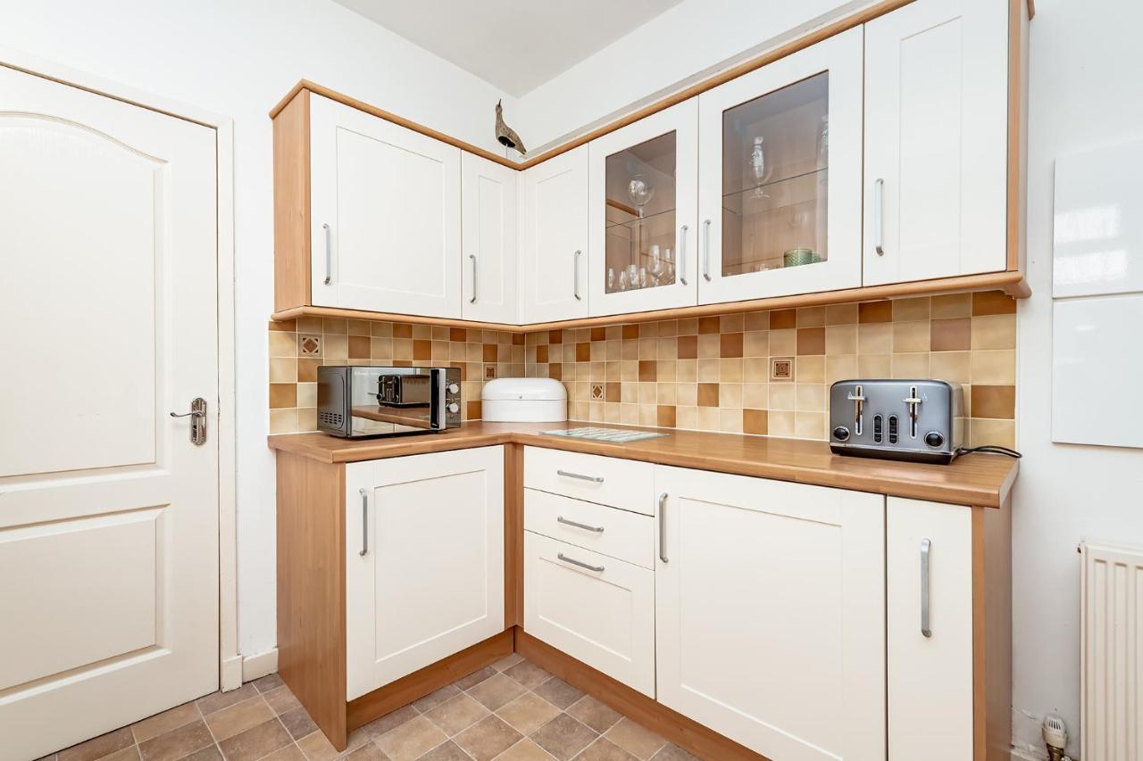 פלקירק Balmoral Residence 30 Mins From Edinburgh And Glasgow מראה חיצוני תמונה