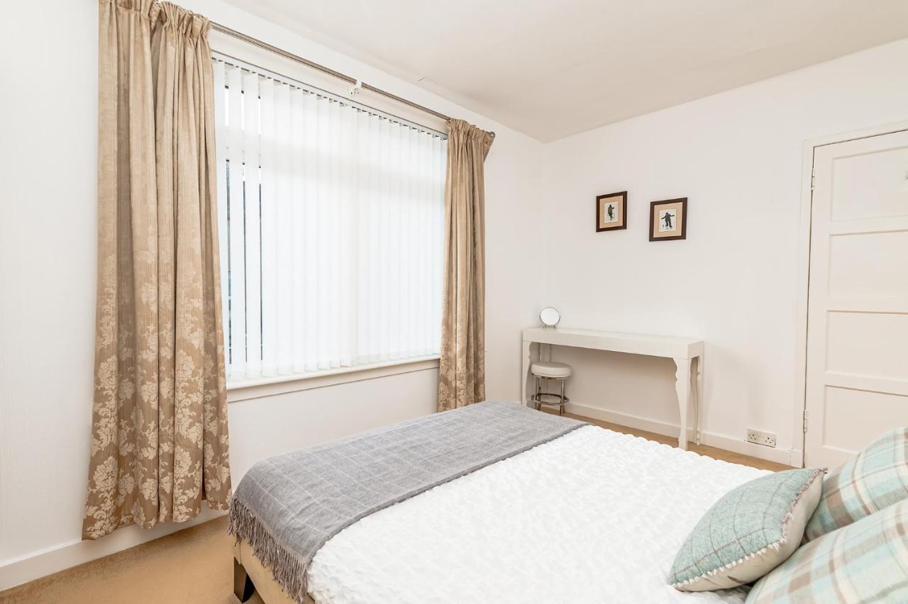פלקירק Balmoral Residence 30 Mins From Edinburgh And Glasgow מראה חיצוני תמונה